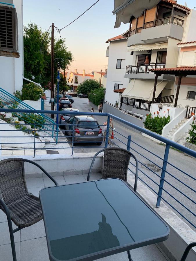 Mimi'S Apartments Полихроно Екстериор снимка